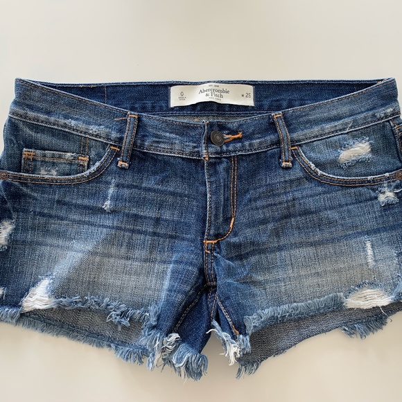 Abercrombie & Fitch Jean shorts - Picture 1 of 3